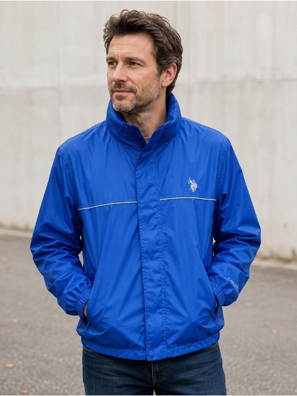 MEN'S U.S. POLO ASSN FULL ZIP WATER RESISTANT BLUE WINDBREAKER JACKET MEDIUM